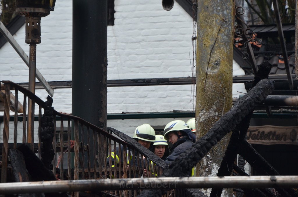 Feuer 3 Zum Treppchen Koeln Rodenkirchen Kirchstr Steinstr P359.JPG - Miklos Laubert